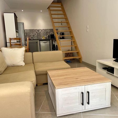 Вилла Entre Deux Rivieres Montolieu Экстерьер фото